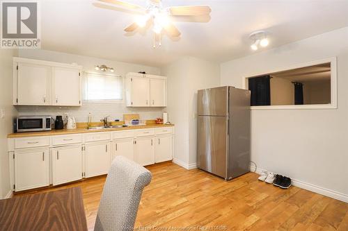 867 Langlois, Windsor, ON - Indoor Photo Showing Kitchen With Double Sink