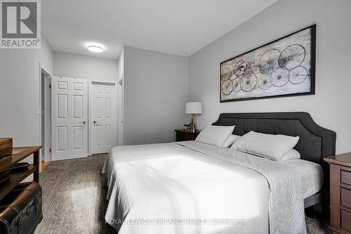 121 - 2025 Meadowgate Boulevard, London, ON - Indoor Photo Showing Bedroom