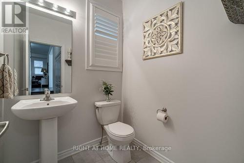 17 Melrose Drive, Cavan Monaghan, ON - Indoor Photo Showing Bathroom