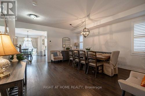 17 Melrose Drive, Cavan Monaghan, ON - Indoor Photo Showing Dining Room