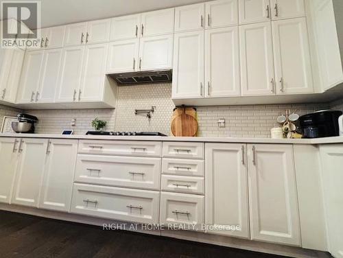 17 Melrose Drive, Cavan Monaghan (Millbrook), ON - Indoor Photo Showing Kitchen