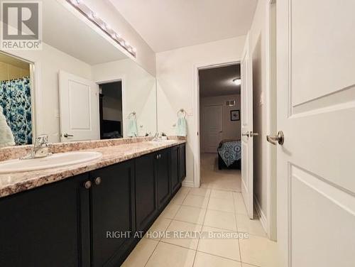 17 Melrose Drive, Cavan Monaghan (Millbrook), ON - Indoor Photo Showing Bathroom