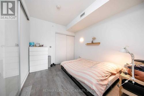 832 - 251 Jarvis Street, Toronto, ON - Indoor Photo Showing Bedroom