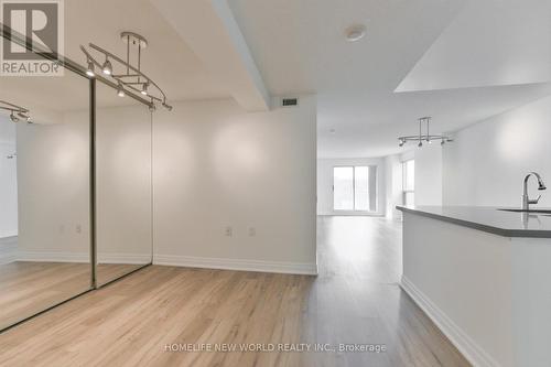 607 - 21 Hillcrest Avenue, Toronto, ON - Indoor Photo Showing Other Room