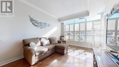 309 - 2 Edith Drive, Toronto, ON - Indoor