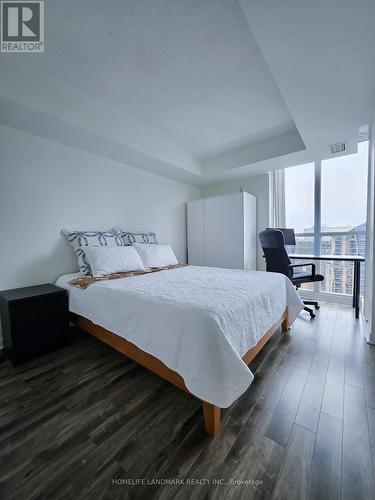 3215 - 4978 Yonge Street, Toronto, ON - Indoor Photo Showing Bedroom