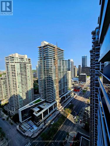 3215 - 4978 Yonge Street, Toronto, ON - Outdoor With Facade