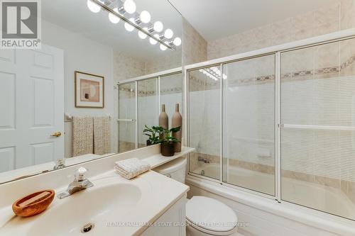 1508 - 38 Avoca Avenue, Toronto, ON - Indoor Photo Showing Bathroom