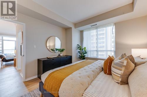 1508 - 38 Avoca Avenue, Toronto, ON - Indoor Photo Showing Bedroom