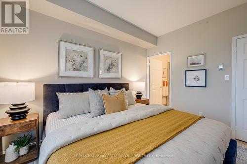 1508 - 38 Avoca Avenue, Toronto, ON - Indoor Photo Showing Bedroom