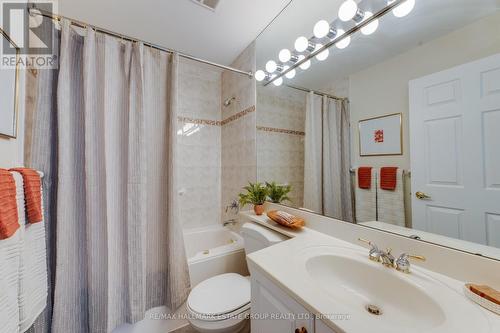 1508 - 38 Avoca Avenue, Toronto, ON - Indoor Photo Showing Bathroom