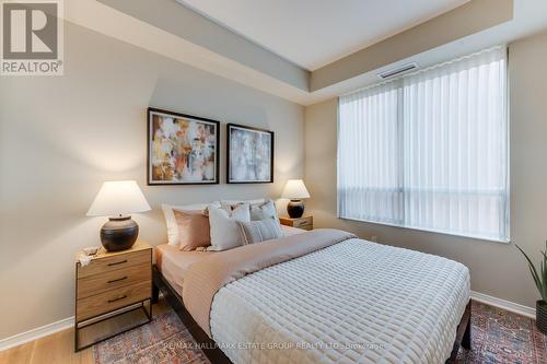 1508 - 38 Avoca Avenue, Toronto, ON - Indoor Photo Showing Bedroom