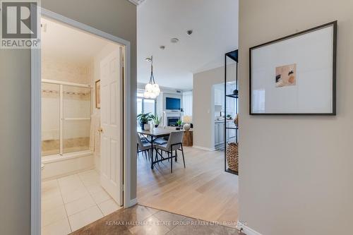 1508 - 38 Avoca Avenue, Toronto, ON - Indoor Photo Showing Other Room