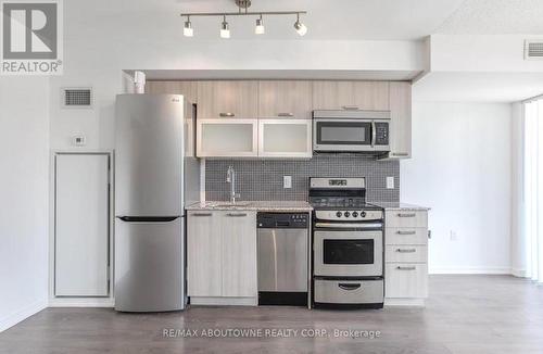 617W - 36 Lisgar Street, Toronto, ON - Indoor Photo Showing Kitchen With Stainless Steel Kitchen