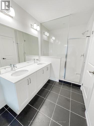 54 Holtby Court, Scugog, ON - Indoor Photo Showing Bathroom