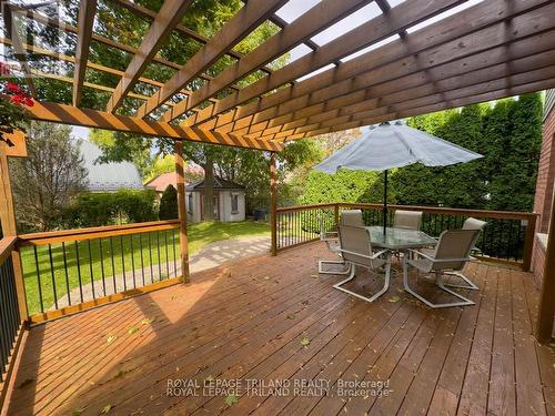 1174 Aintree Road, London, ON - Outdoor With Deck Patio Veranda With Exterior