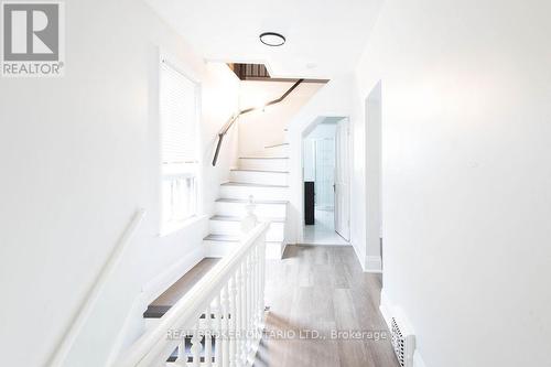 Upper - 202 Victoria Avenue N, Hamilton, ON - Indoor Photo Showing Other Room