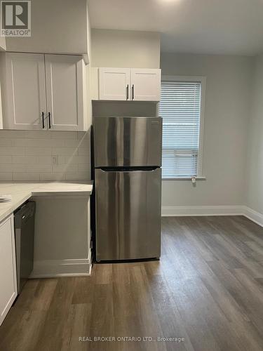 Lower - 202 Victoria Avenue N, Hamilton, ON - Indoor Photo Showing Kitchen