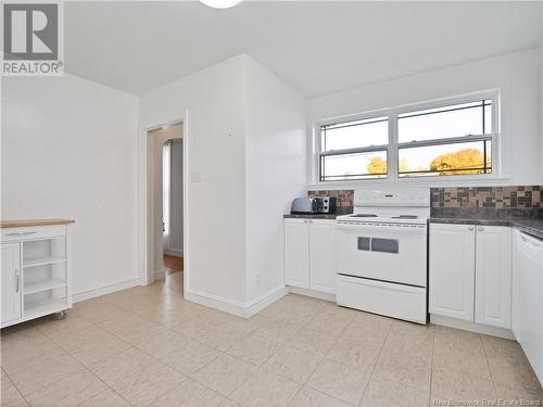 534 High Street, Moncton, NB - Indoor Photo Showing Kitchen