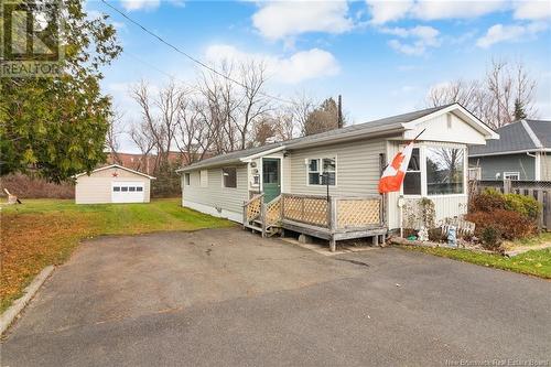 16 Kaine Street, Fredericton, NB - Outdoor