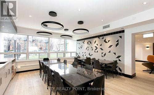 2412 - 666 Spadina Avenue, Toronto, ON - Indoor Photo Showing Dining Room