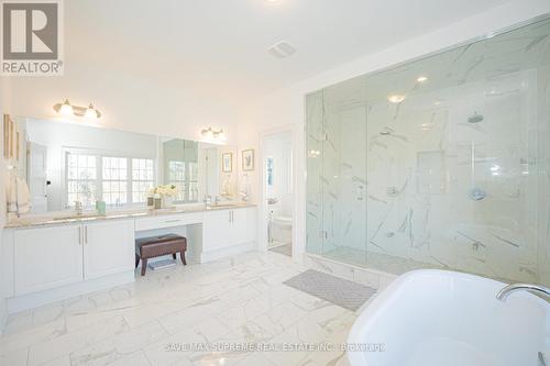 52 Gamble Street, Halton Hills, ON - Indoor Photo Showing Bathroom