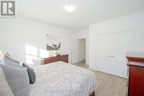 52 Gamble Street, Halton Hills, ON - Indoor Photo Showing Bedroom