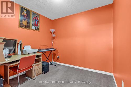 132 Benziger Lane, Hamilton, ON - Indoor Photo Showing Office