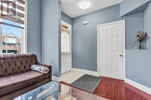 132 Benziger Lane, Hamilton, ON - Indoor