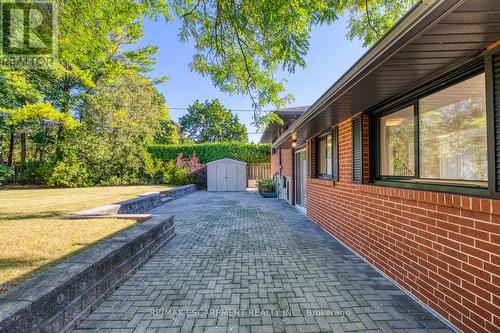 33 Sewell Drive, Oakville, ON - Outdoor