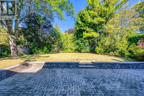 33 Sewell Drive, Oakville, ON - Outdoor