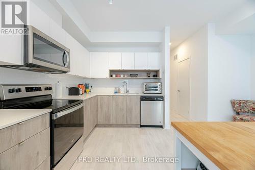 31 - 1095 Cooke Boulevard, Burlington, ON - Indoor Photo Showing Kitchen