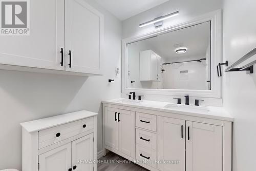 55 Greenwood Crescent, Brampton, ON - Indoor Photo Showing Bathroom