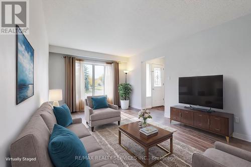 55 Greenwood Crescent, Brampton, ON - Indoor Photo Showing Living Room