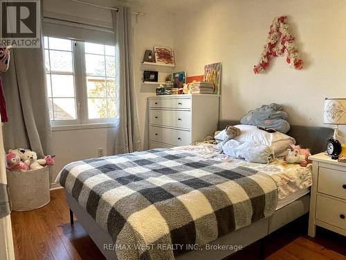 15 - 619 Evans Avenue, Toronto, ON - Indoor Photo Showing Bedroom