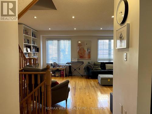 15 - 619 Evans Avenue, Toronto, ON - Indoor Photo Showing Other Room