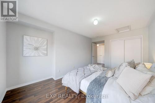 14 - 2480 Post Road, Oakville, ON - Indoor Photo Showing Bedroom