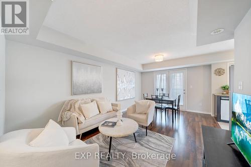 14 - 2480 Post Road, Oakville, ON - Indoor Photo Showing Living Room