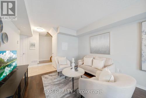 14 - 2480 Post Road, Oakville, ON - Indoor Photo Showing Living Room