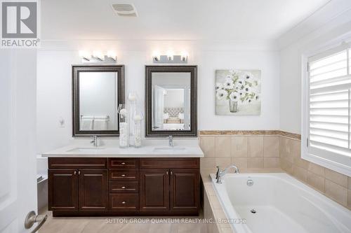 2400 Wasaga Drive, Oakville, ON - Indoor Photo Showing Bathroom