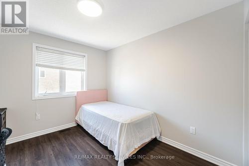 91 Maple Cider Street, Caledon, ON - Indoor Photo Showing Bedroom