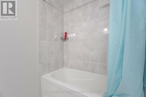 91 Maple Cider Street, Caledon, ON - Indoor Photo Showing Bathroom