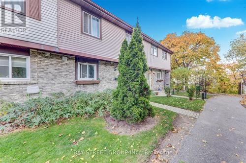 19 - 45 Hansen Road N, Brampton, ON 