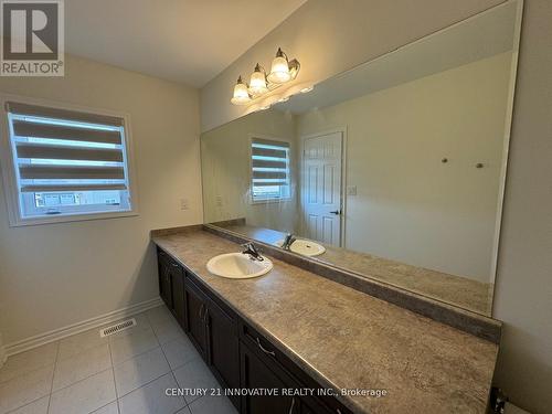 12 Browning Boulevard, Bracebridge, ON - Indoor Photo Showing Bathroom