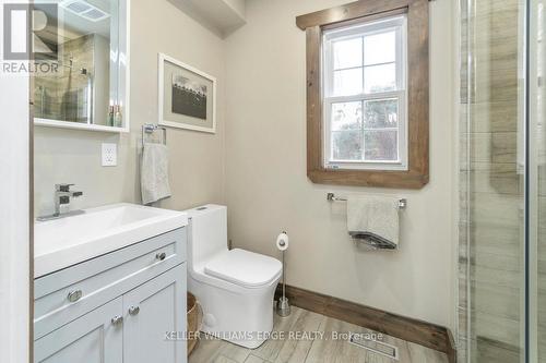 314 Brant School Road, Brantford, ON - Indoor Photo Showing Bathroom