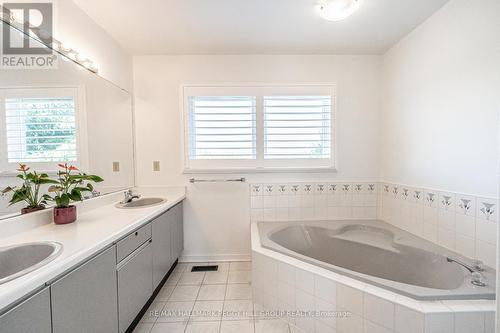 26 Riverside Drive, Mono, ON - Indoor Photo Showing Bathroom