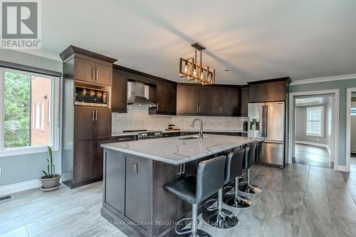 26 Riverside Drive, Mono, ON - Indoor Photo Showing Kitchen With Upgraded Kitchen