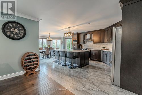 26 Riverside Drive, Mono, ON - Indoor Photo Showing Kitchen With Upgraded Kitchen