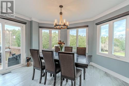 26 Riverside Drive, Mono, ON - Indoor Photo Showing Dining Room