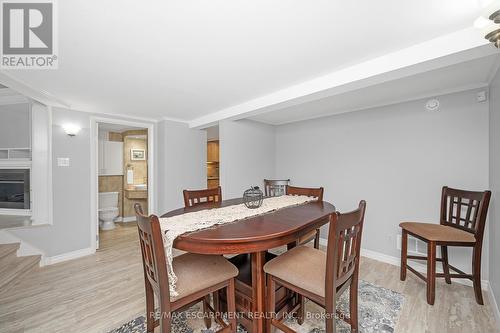 403 - 50 Main Street, Hamilton, ON - Indoor Photo Showing Dining Room